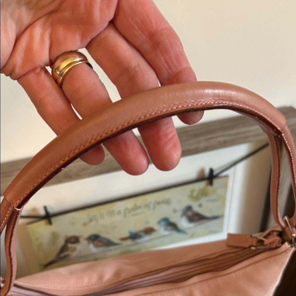 Gucci Pink Shoulder Bag - Picture 4 of 16